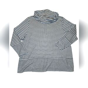 Women's Lane Bryant Black & White Cowl Neck Pullover, Size 22/25